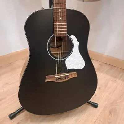 Seagull S6 Classic Black 2